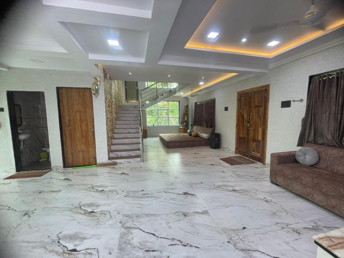 Classic Villa Pālghar Kültér fotó